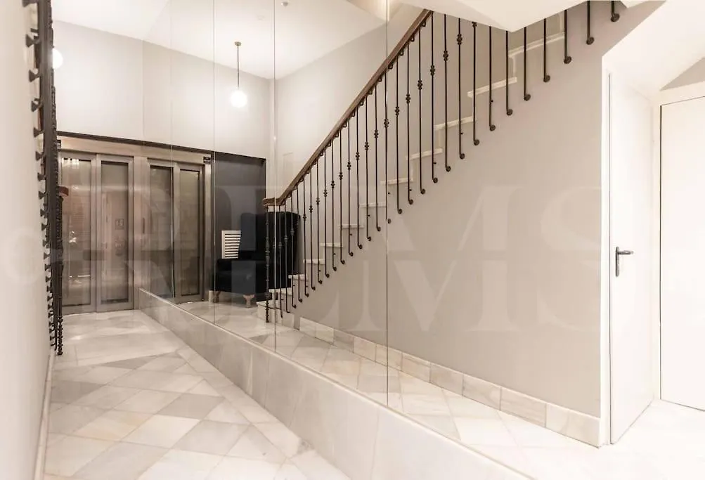 Apartment Penthouse Suite With Rooftop In The Heart Of Malaga By Rems