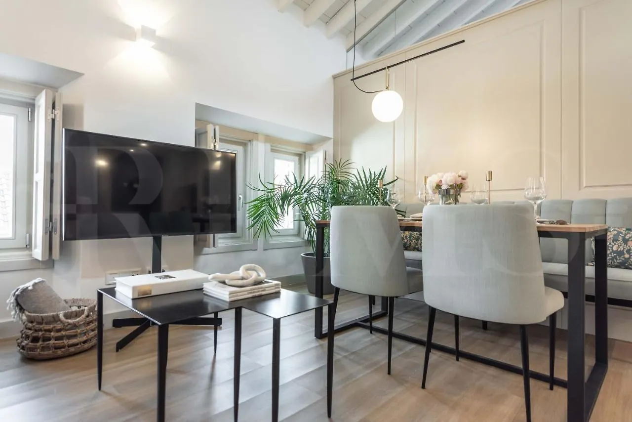 Penthouse Suite With Rooftop In The Heart Of Malaga By Rems 0*,