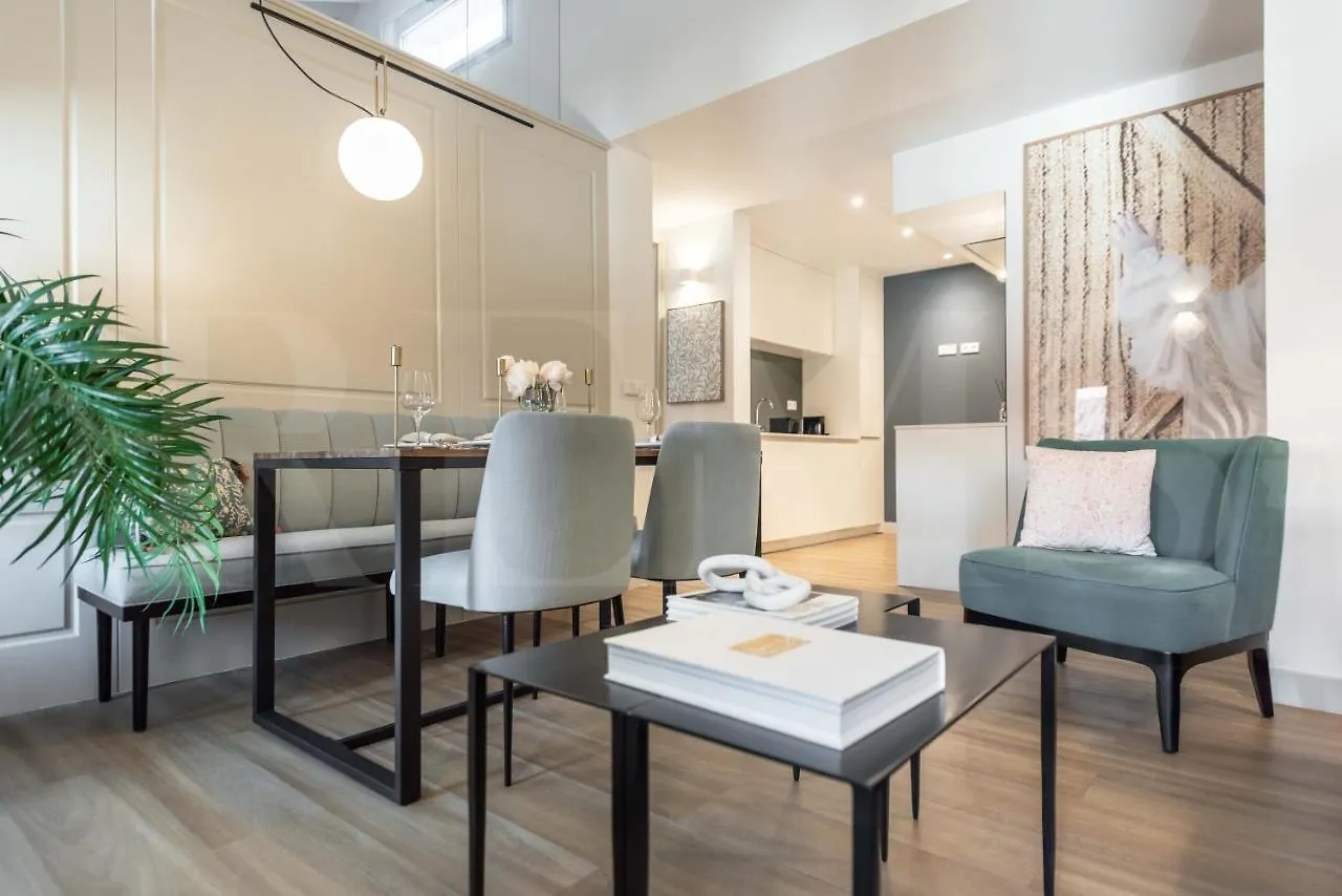 Penthouse Suite With Rooftop In The Heart Of Malaga By Rems Apartment