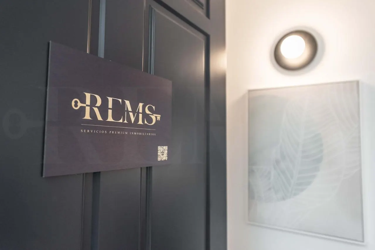 Penthouse Suite With Rooftop In The Heart Of Malaga By Rems